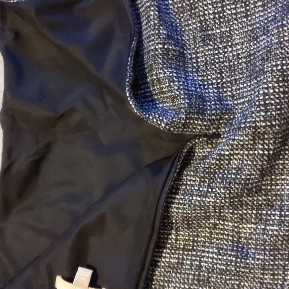 Banana Republic min skirt size 14 - Picture 8 of 10